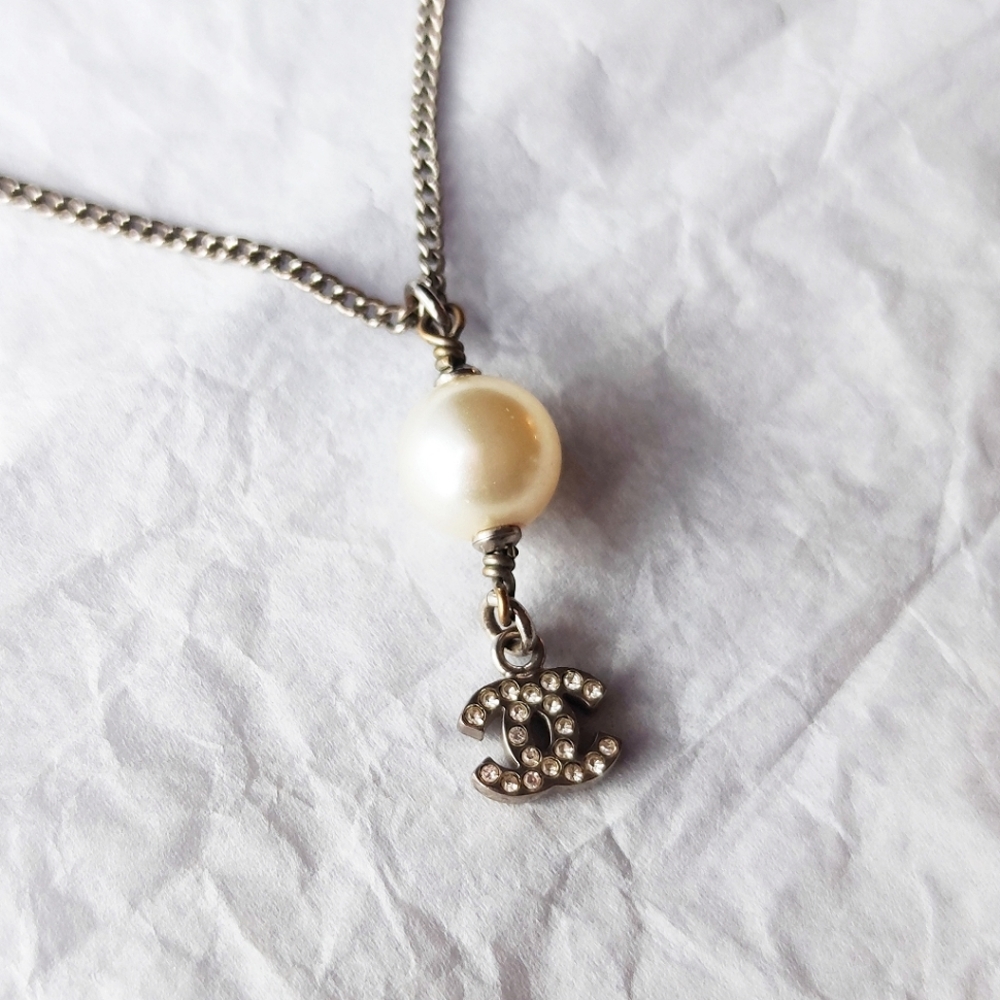 Chanel crystal logo and faux pearl pendant necklace autumn 2007